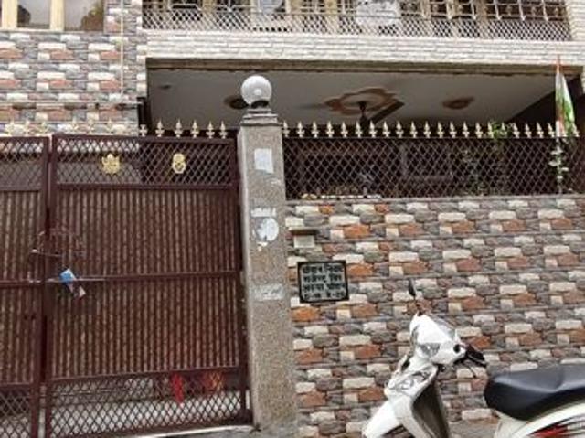 House for sale in Sector 20, Noida