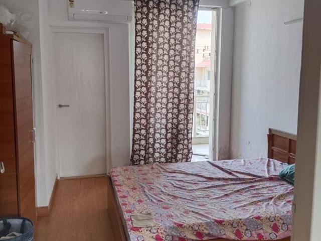 Flat for sale in Barola, Noida