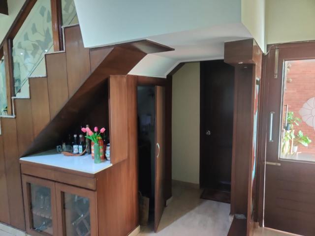 House for sale in Sector 39, Noida
