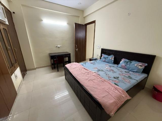 House for sale in Sector 30, Noida