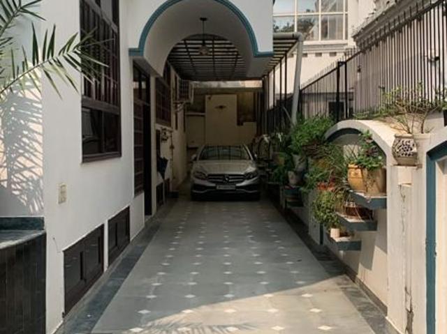 Villa for sale in Sector 26, Noida