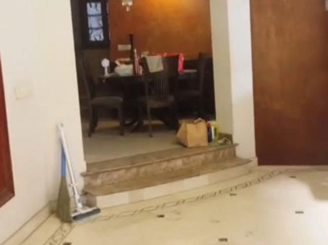 Villa for sale in Model Town, Delhi