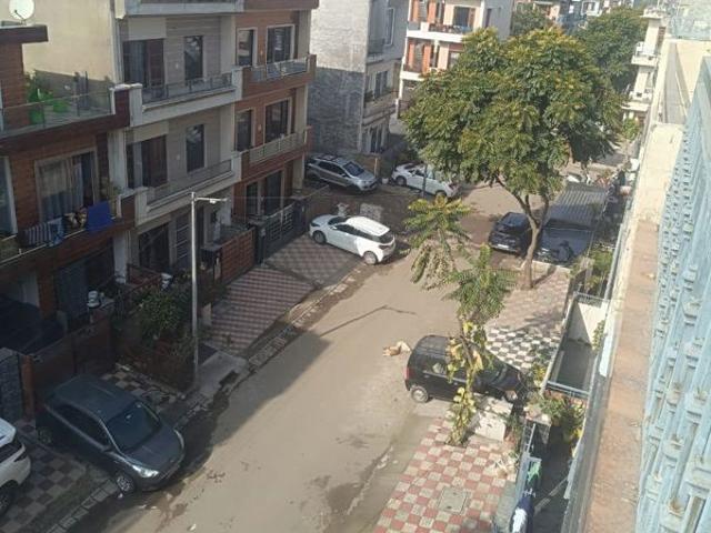 House for sale in Baronjian, Sahibzada Ajit Singh Nagar