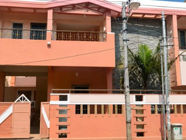 House for sale in Bangalore North, Cox Town - Bangalore