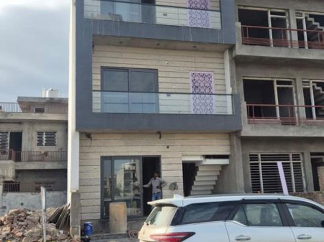 House for sale in Sector 82, Mohali