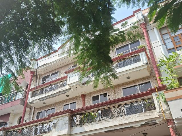 House for sale in Sector 39, Noida