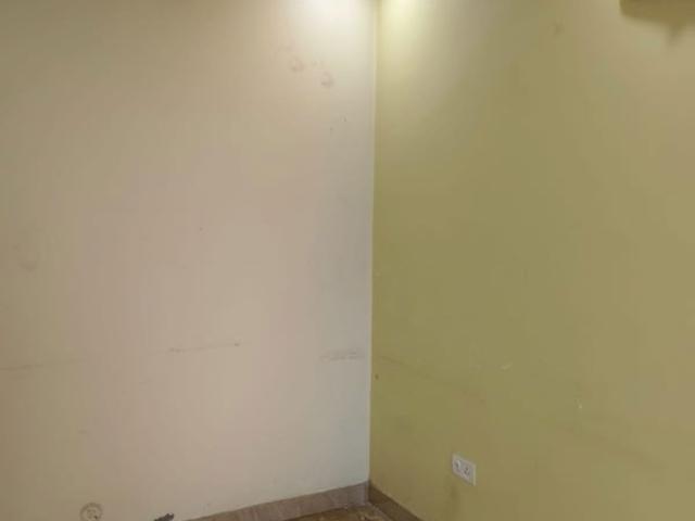 House for sale in Hariana