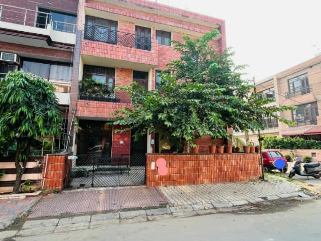 House for sale in Ward 15, Chandigarh