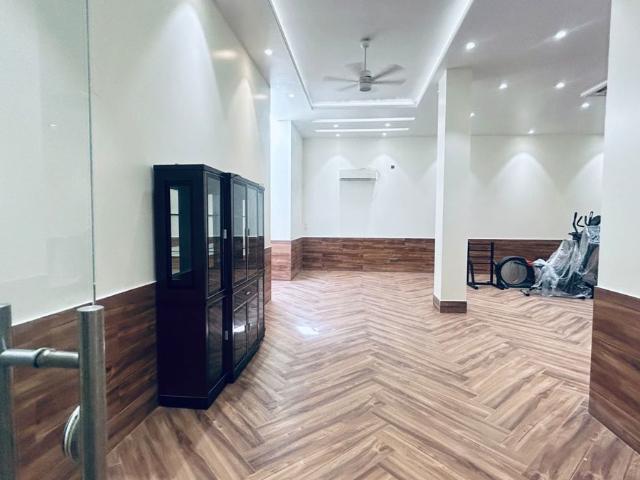 Villa for sale in Maharani Bagh, Delhi