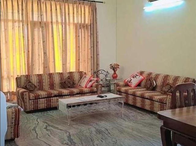 House for sale in Ward 17, Chandigarh