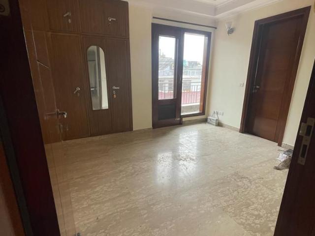 Flat for sale in Defence Colony, Delhi