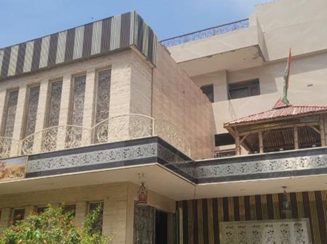 Villa for sale in Hariana