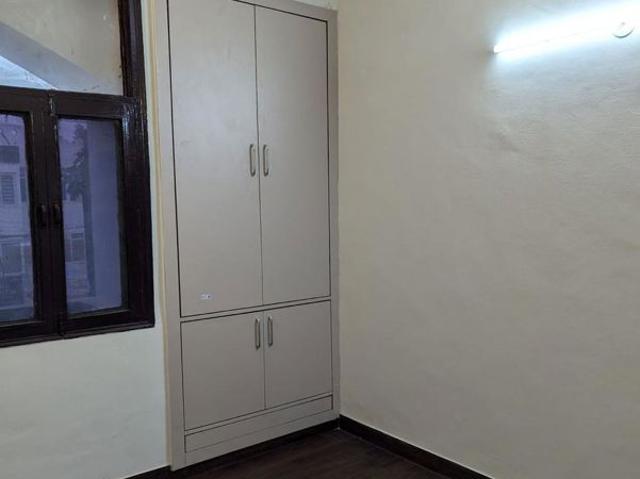 House for sale in Hariana