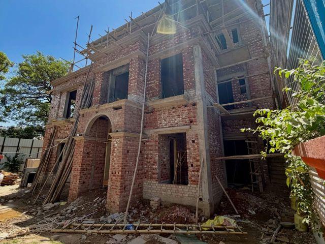 Villa for sale in Central Delhi, Deri