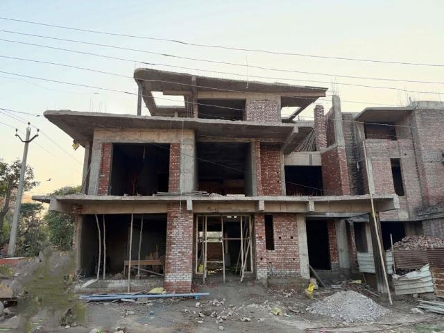 Villa for sale in Central Delhi, Deri