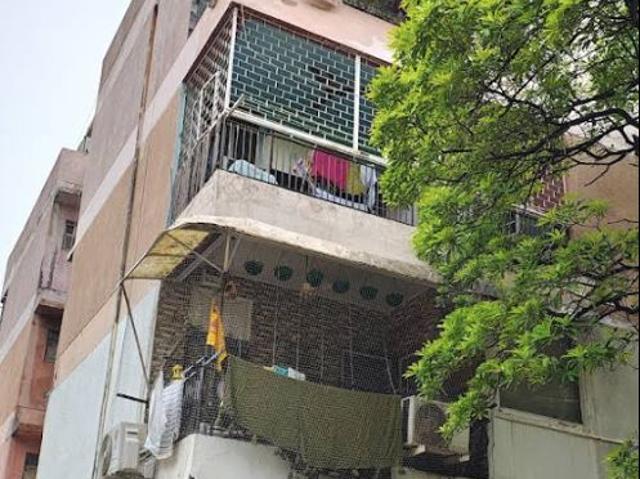 Flat for sale in Southend Apartment, Faridabad