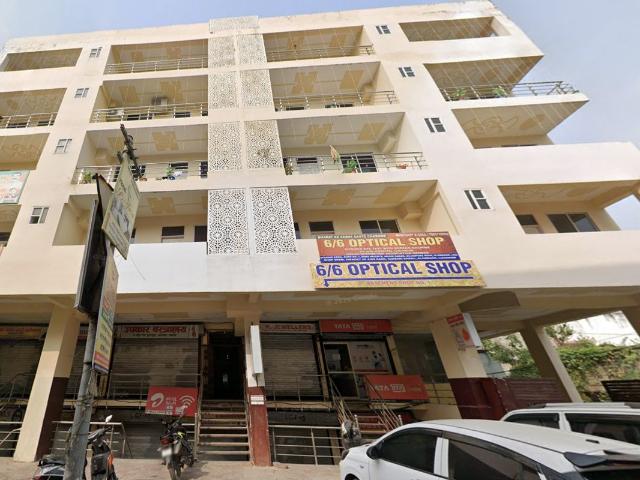 Flat for sale in Alambagh, Lucknow