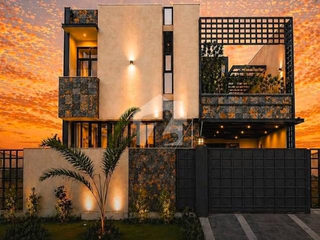 House for sale in لاہور, لاہور ڈویژن
