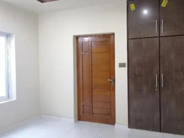 House for sale in Faisalabad, Islamabad Capital Territory