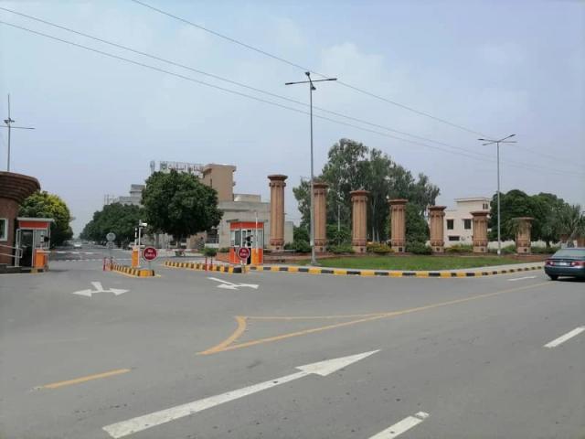 Land for sale in Faisalabad, Islamabad Capital Territory