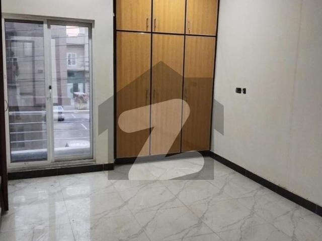 House for sale in Faisalabad, Islamabad Capital Territory