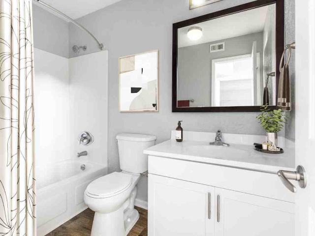 Apartment for rent in Mecklenburg, North Carolina