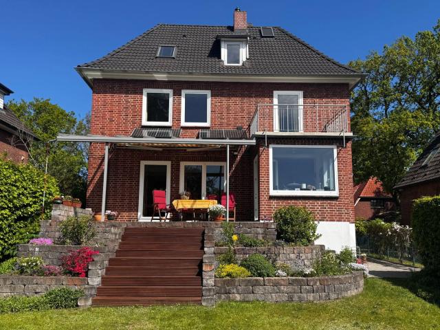 Villa kaufen in Langenhorn, Schleswig-Holstein
