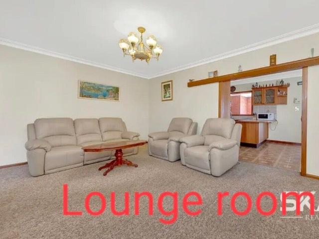 Room for rent in Camerons Creek, Victoria