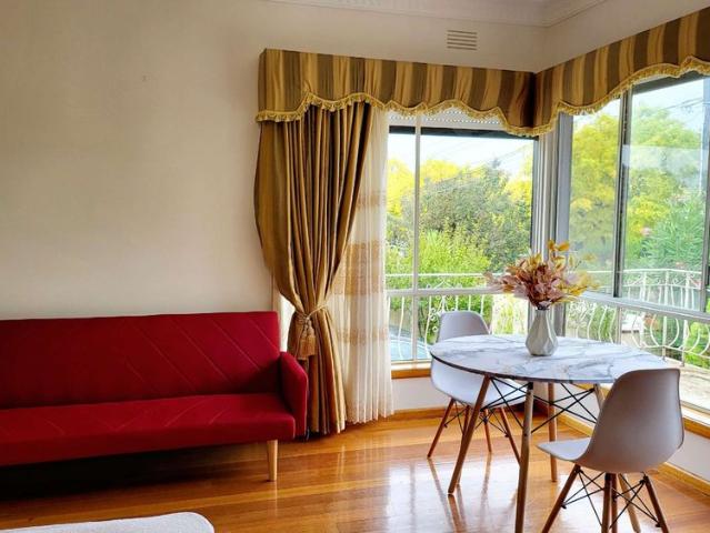 Room for rent in Camerons Creek, Victoria