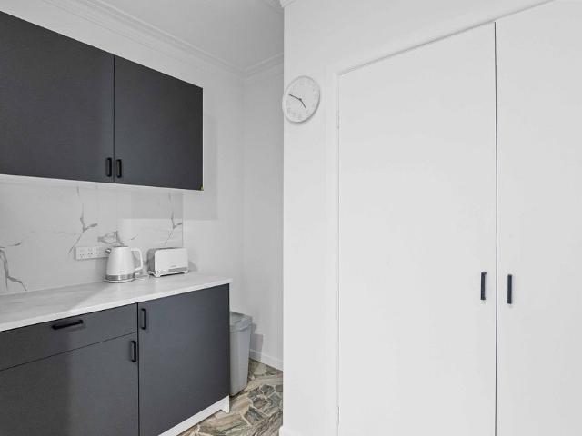 Room for rent in Camerons Creek, Victoria