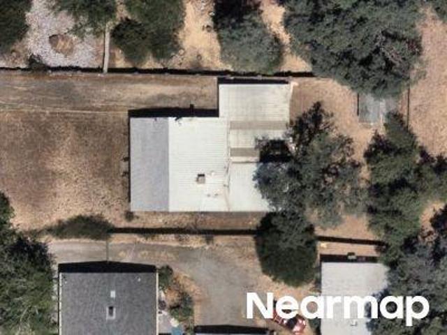 House for sale in Redding