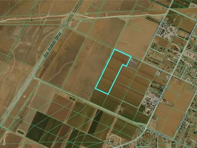 Land for sale in Nuevo, California