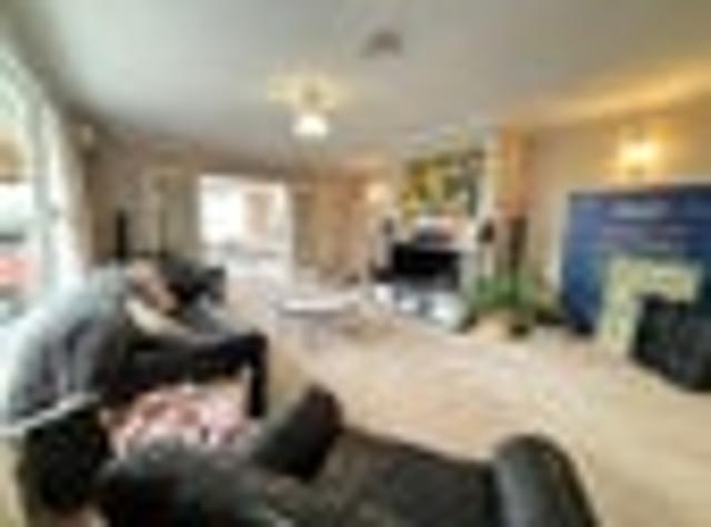 House for sale in Chaslands, Canterbury