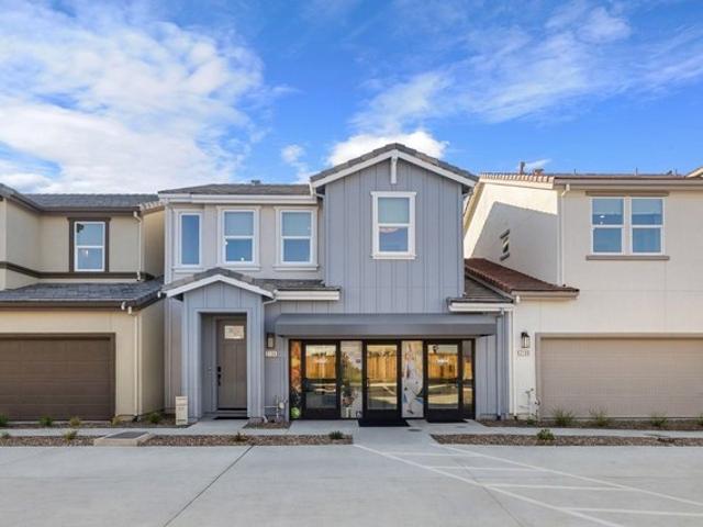 Townhouse for sale in Sacramento, Kentucky