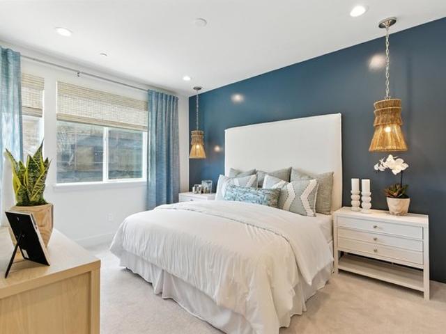 Townhouse for sale in Alameda, California