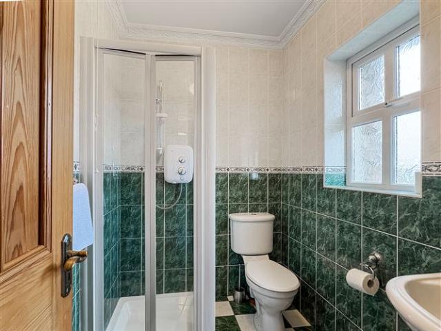Detached House for sale in Ballynahown, Connacht