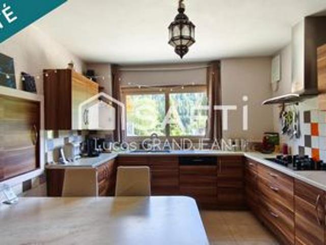 Villa vente à Lons-le-Saunier, Entre-deux-monts