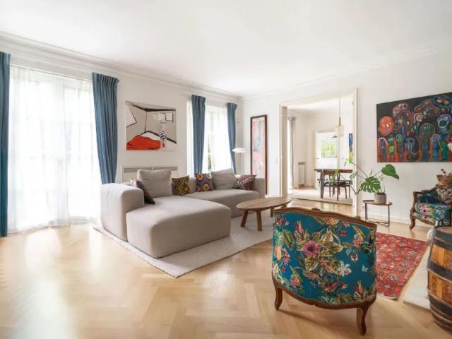 Maison location à Woluwe-Saint-Pierre - Sint-Pieters-Woluwe, Brussel-Hoofdstad - Bruxelles-Capitale