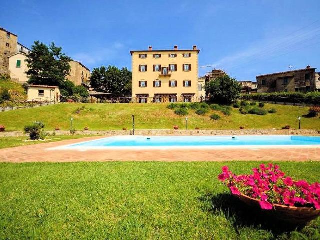 Casa in vendita a Roccastrada, Toscana