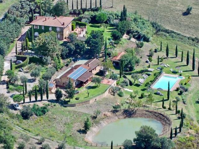 Villa Indipendente in vendita a Pomarance, Pisa