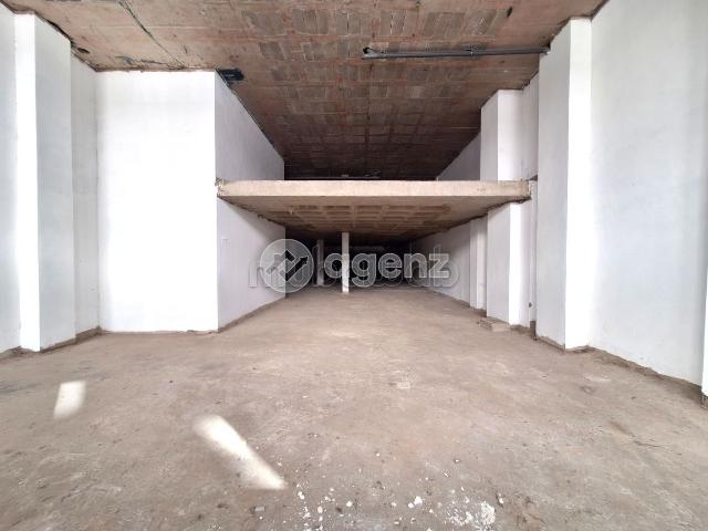 Local commercial vente à Anfa, Gharb-Chrarda-Beni Hssen