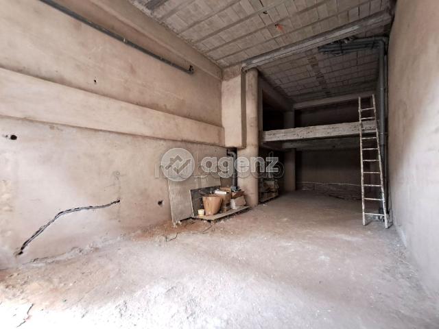 Local commercial vente à Anfa, Gharb-Chrarda-Beni Hssen