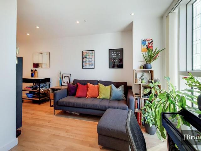 House for rent in Woodberry Down, Stamford Hill
