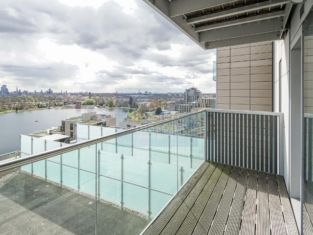 Apartment for rent in Woodberry Down, Stamford Hill