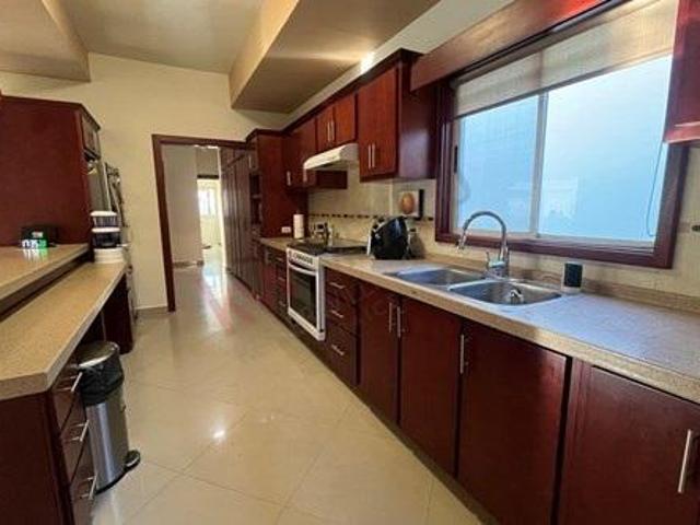 RESIDENCIA CON ALBERCA EN EXCLUSIVO FRACCIONAMIENTO AL NORTE DE SALTILLO