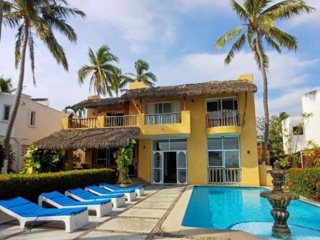 RESIDENCIA DE LUJO FRENTE AL MAR EN CLUB SANTIAGO EN VENTA