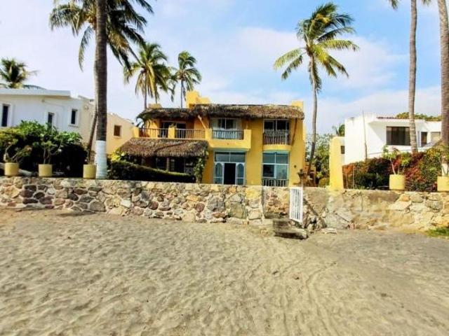 RESIDENCIA DE LUJO FRENTE AL MAR EN CLUB SANTIAGO EN VENTA
