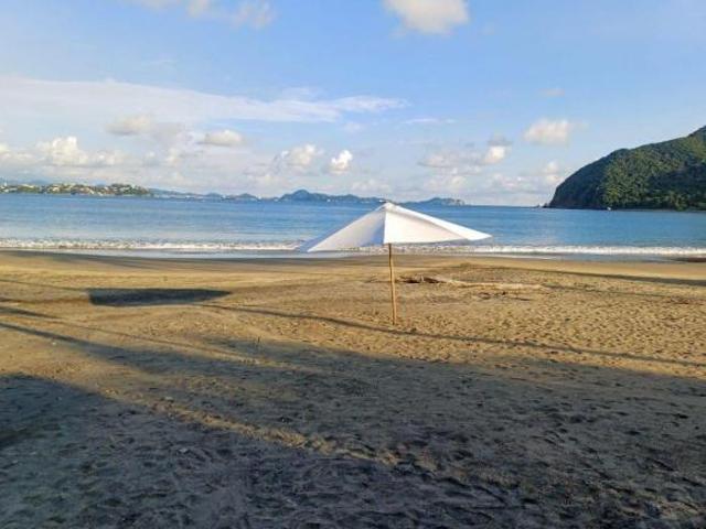 RESIDENCIA DE LUJO FRENTE AL MAR EN CLUB SANTIAGO EN VENTA