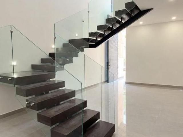Casa En Condominio en venta en El Yerbaniz, Santiago