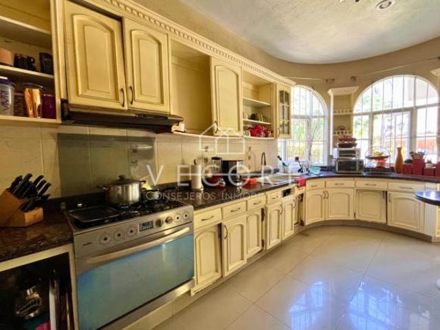 RESIDENCIA EN VENTA EN MANZANILLO, COLIMA